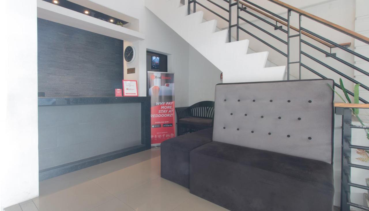 Westgate Hotel Laoag Eksteriør billede